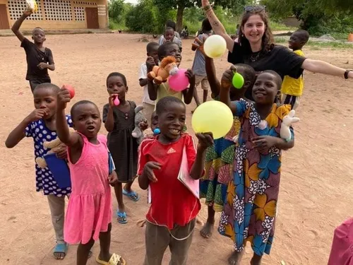 À 20 ans, Maurane a échappé à la Covid grâce à un voyage humanitaire 